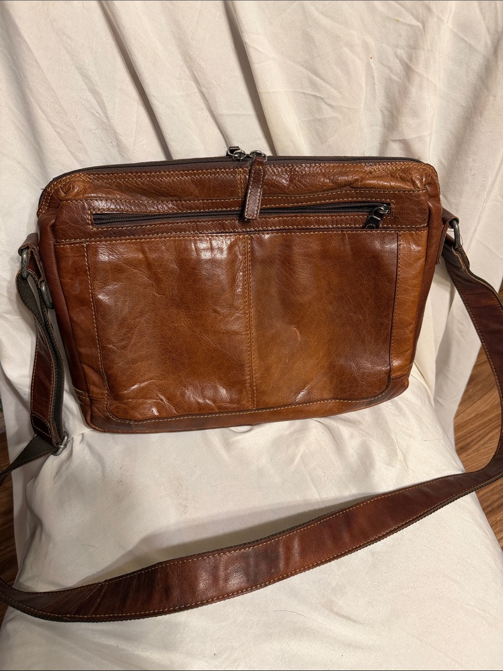 Jack Georges leather laptop messenger bag